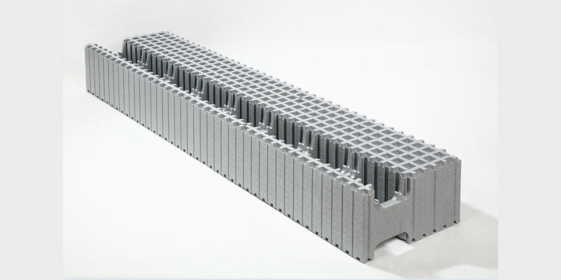 Najgrubszy element ścienny Super King Blok w systemie budownictwa IZODOM2000